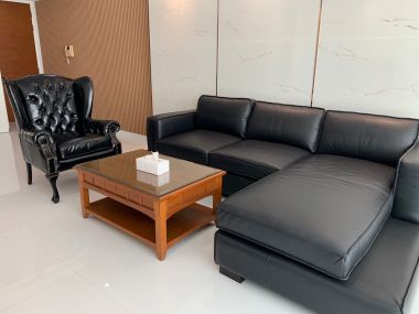 For rent at Fullerton Sukhumvit 2 Bedroom 2 Bathroom 105 sqm. 70,000THB/month Fully furnished (can negotiate)