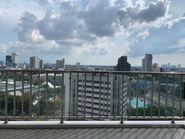 For rent at Fullerton Sukhumvit 3 Bedroom 3 Bathroom 155 sqm. 90,000THB/month Fully furnished (can negotiate)