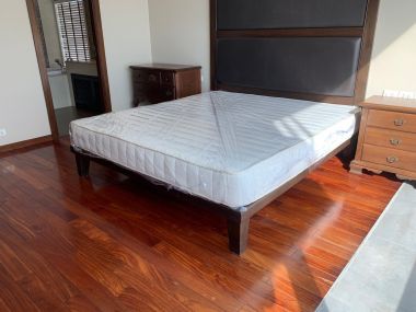 For rent at Fullerton Sukhumvit 3 Bedroom 3 Bathroom 155 sqm. 90,000THB/month Fully furnished (can negotiate)