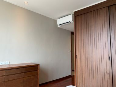 For rent at Fullerton Sukhumvit 3 Bedroom 3 Bathroom 155 sqm. 90,000THB/month Fully furnished (can negotiate)