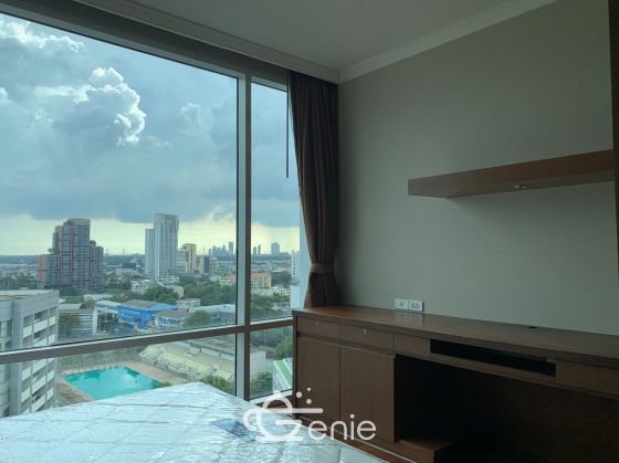 For rent at Fullerton Sukhumvit 3 Bedroom 3 Bathroom 155 sqm. 90,000THB/month Fully furnished (can negotiate)