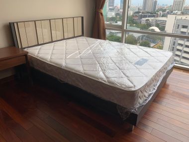 For rent at Fullerton Sukhumvit 3 Bedroom 3 Bathroom 155 sqm. 90,000THB/month Fully furnished (can negotiate)