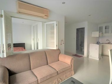 Silom Suite Room for Sale (Sathorn 12)