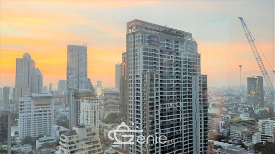 Silom Suite Room for Sale (Sathorn 12)