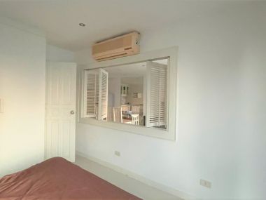 Silom Suite Room for Sale (Sathorn 12)