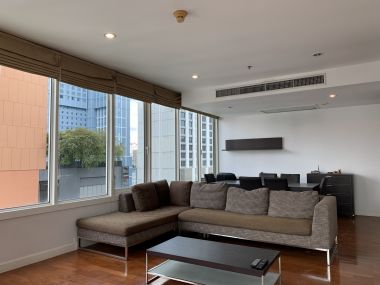 ปล่อยขาย ที่ Siri Residence ราคาดี เพียง 23,600,000บาท ราคานี้รวมค่าใช้จ่ายทุกอย่าง 3 ห้องนอน 3 ห้องน้ำ 140 ตรม ใกล้ BTS พร้อมพงษ์ เฟอร์นิเจอร์ครบพร้อมเข้าอยู่