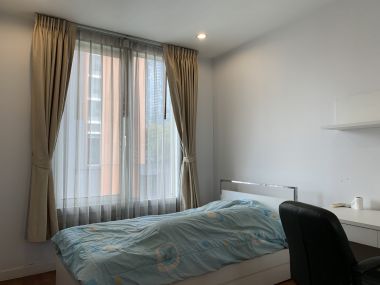 ปล่อยขาย ที่ Siri Residence ราคาดี เพียง 23,600,000บาท ราคานี้รวมค่าใช้จ่ายทุกอย่าง 3 ห้องนอน 3 ห้องน้ำ 140 ตรม ใกล้ BTS พร้อมพงษ์ เฟอร์นิเจอร์ครบพร้อมเข้าอยู่