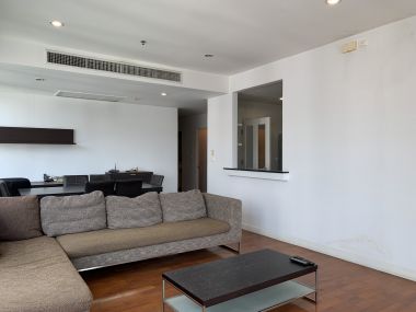 ปล่อยขาย ที่ Siri Residence ราคาดี เพียง 23,600,000บาท ราคานี้รวมค่าใช้จ่ายทุกอย่าง 3 ห้องนอน 3 ห้องน้ำ 140 ตรม ใกล้ BTS พร้อมพงษ์ เฟอร์นิเจอร์ครบพร้อมเข้าอยู่