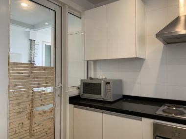 ปล่อยขาย ที่ Siri Residence ราคาดี เพียง 23,600,000บาท ราคานี้รวมค่าใช้จ่ายทุกอย่าง 3 ห้องนอน 3 ห้องน้ำ 140 ตรม ใกล้ BTS พร้อมพงษ์ เฟอร์นิเจอร์ครบพร้อมเข้าอยู่