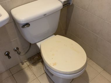 ปล่อยขาย ที่ Siri Residence ราคาดี เพียง 23,600,000บาท ราคานี้รวมค่าใช้จ่ายทุกอย่าง 3 ห้องนอน 3 ห้องน้ำ 140 ตรม ใกล้ BTS พร้อมพงษ์ เฟอร์นิเจอร์ครบพร้อมเข้าอยู่