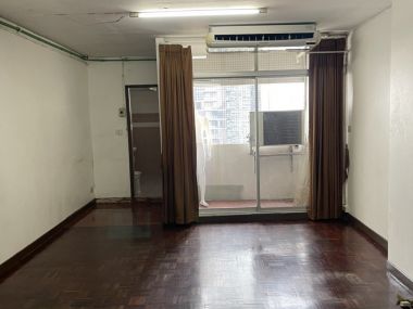 ITF Silom Palace Condo for Sale