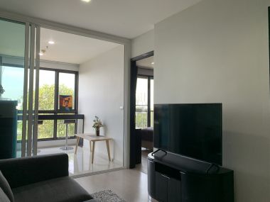 For rent!!! at Rhythm Sukhumvit 44/1 1 Bedroom 1 Bathroom 33,000/month Fully furnished (can negotiate)