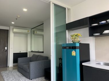 For rent!!! at Rhythm Sukhumvit 44/1 1 Bedroom 1 Bathroom 33,000/month Fully furnished (can negotiate)