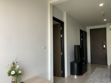 For rent!!! at Rhythm Sukhumvit 44/1 1 Bedroom 1 Bathroom 33,000/month Fully furnished (can negotiate)