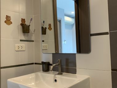 ** Super Deal! ** For sale 5.75M Transfer50/50 The Base Sukhumvit 77 2 Bedroom 2 bathroom Fully furnished