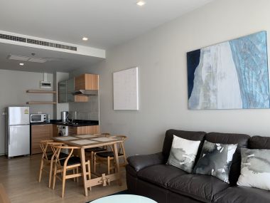 ขาย/เช่า! !! Noble Refine ในราคาเพียง 35,000บาท/เดือน ขาย 8,500,000บาท รวมค่าใช้จ่ายทุกอย่าง 1 ห้องนอน ขนาด 51ตรม. ห้องใหญ่อยู่สบาย ใกล้ BTS พร้อมพงษ์ เฟอร์นิเจอร์ครบพร้อมเข้าอยู่