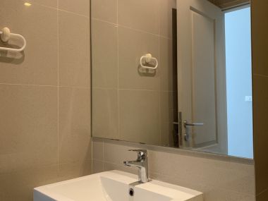 ขาย/เช่า! !! Noble Refine ในราคาเพียง 35,000บาท/เดือน ขาย 8,500,000บาท รวมค่าใช้จ่ายทุกอย่าง 1 ห้องนอน ขนาด 51ตรม. ห้องใหญ่อยู่สบาย ใกล้ BTS พร้อมพงษ์ เฟอร์นิเจอร์ครบพร้อมเข้าอยู่