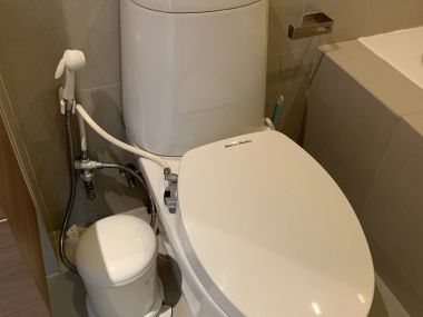 ขาย/เช่า! !! Noble Refine ในราคาเพียง 35,000บาท/เดือน ขาย 8,500,000บาท รวมค่าใช้จ่ายทุกอย่าง 1 ห้องนอน ขนาด 51ตรม. ห้องใหญ่อยู่สบาย ใกล้ BTS พร้อมพงษ์ เฟอร์นิเจอร์ครบพร้อมเข้าอยู่