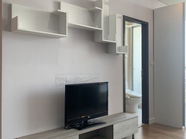 ให้เช่า! ! ! Le Luk Studio 39 ตรม. ราคาเพียง 17,000บาท/เดือน ใกล้ BTS พระโขนง เฟอร์นิเจอร์ครบพร้อมเข้าอยู่ (ราคาต่อรองได้)