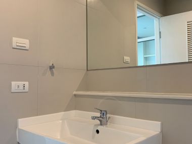 ปล่อยเช่า! Ivy Thonglor ในราคาเพียง 28,000บาท/เดือน 1 ห้องนอน 1 ห้องน้ำ 43ตรม. ห้องใหญ่อยู่สบาย ใกล้ BTS ทองหล่อ เฟอร์นิเจอร์ครบพร้อมเข้าอยู่