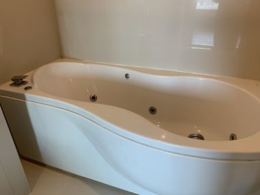 ปล่อยเช่า! Ivy Thonglor ในราคาเพียง 28,000บาท/เดือน 1 ห้องนอน 1 ห้องน้ำ 43ตรม. ห้องใหญ่อยู่สบาย ใกล้ BTS ทองหล่อ เฟอร์นิเจอร์ครบพร้อมเข้าอยู่