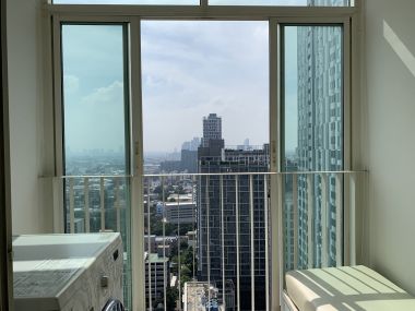 For rent at Ideo Verve 1 Bedroom 1 Bathroom 17,000THB/month Fully furnished (can negotiate)