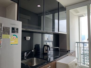 ปล่อยเช่า! Ivy Thonglor ในราคาเพียง 20,000บาท/เดือน Studio 1 ห้องน้ำ 35ตรม. ใกล้ BTS ทองหล่อ เฟอร์นิเจอร์ครบพร้อมเข้าอยู่