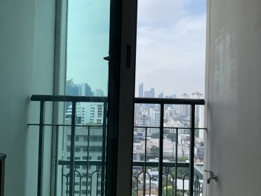 ปล่อยเช่า! Ivy Thonglor ในราคาเพียง 20,000บาท/เดือน Studio 1 ห้องน้ำ 35ตรม. ใกล้ BTS ทองหล่อ เฟอร์นิเจอร์ครบพร้อมเข้าอยู่