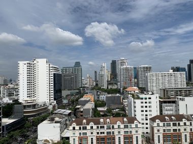 For rent at Khun by Yoo Thonglor  Floor 12th 1 Bedroom 1 Bathroom 50 sqm. 65,000 THB/Month Fully furnished