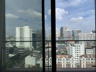 For rent at Khun by Yoo Thonglor  Floor 12th 1 Bedroom 1 Bathroom 50 sqm. 65,000 THB/Month Fully furnished