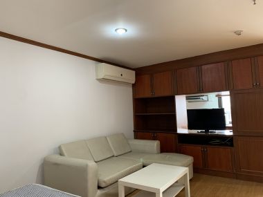 CONDO FOR RENT at The Waterford Park Studio 1 Bathroom 20,000THb/month Fully furnished