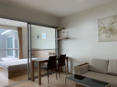 คอนโดให้เช่าริทึ่ม รัชดา-ห้วยขวาง เพียง 15,000บาท/เดือน 1 ห้องนอน 1 ห้องน้ำ 36 ตรม. ใกล้ MRT ห้วยขวาง เฟอร์นิเจอร์ครบพร้อมเข้าอยู่