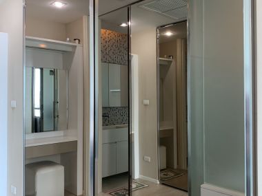 For rent at The Room Sukhumvit 21 1 Bedroom 1 Bathroom 32,000THB/month Fully furnished