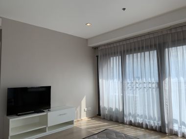 ** HOT ** Noble Remix ให้เช่า ในราคาเพียง 65,000บาท/เดือน 3 ห้องนอน 102.65ตรม. ชั้นสูง++ วิวสวย ห้องใหญ่อยู่สบาย คอนโดเสย BTS ทองหล่อ เฟอร์นิเจอร์ครบพร้อมเข้าอยู่