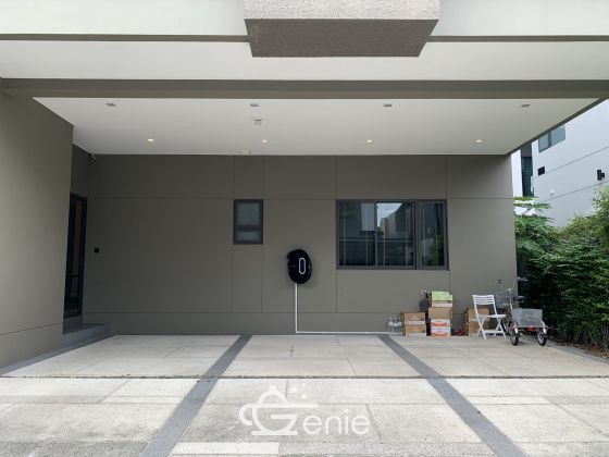 For sale!! Single house The Gentri Sukhumvit 4 bedrooms 4 bathrooms price only 45,000,000 baht transfer 50/50 model house fully furnished