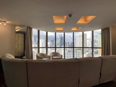 For rent at City Lakes Tower Sukhumvit 16 4 Bedroom 4 Bathroom 83,000THB/Month Fully furnished