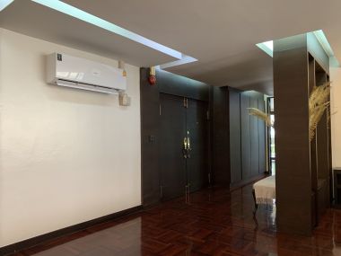 For rent at City Lakes Tower Sukhumvit 16 4 Bedroom 4 Bathroom 83,000THB/Month Fully furnished