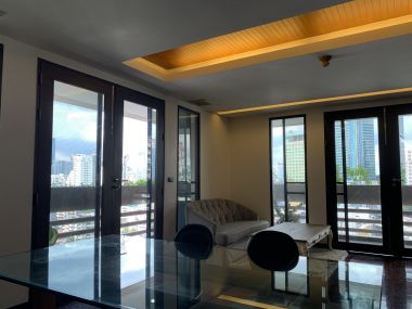 For rent at City Lakes Tower Sukhumvit 16 4 Bedroom 4 Bathroom 83,000THB/Month Fully furnished