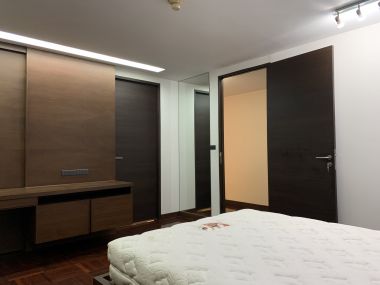 For rent at City Lakes Tower Sukhumvit 16 4 Bedroom 4 Bathroom 83,000THB/Month Fully furnished