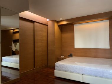 For rent at City Lakes Tower Sukhumvit 16 4 Bedroom 4 Bathroom 83,000THB/Month Fully furnished