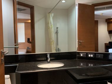For rent at City Lakes Tower Sukhumvit 16 4 Bedroom 4 Bathroom 83,000THB/Month Fully furnished
