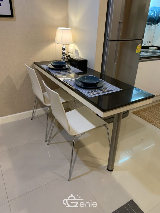 คอนโดให้เช่า Serene Place Sukhumvit 24 ขนาด 1 ห้องนอน 1 ห้องน้ำ 49.5 ตรม. ใกล้ BTS พร้อมพงษ์ เฟอร์นิเจอร์ครบพร้อมเข้าอยู่