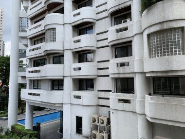 For rent at Serene Place Sukhumvit 24  1 Bedroom 1 Bathroom 32,00THB/month Fully furnished