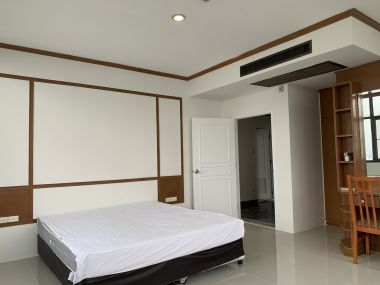 CONDO FOR RENT at The Waterford Park Sukhumvit 53 2 Bedroom 3 Bathroom 42,000THB/month Fully furnished