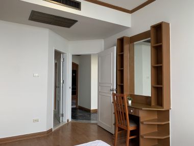 CONDO FOR RENT at The Waterford Park Sukhumvit 53 2 Bedroom 3 Bathroom 42,000THB/month Fully furnished