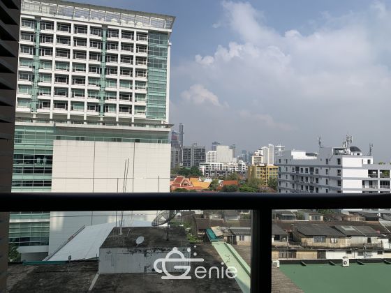 ให้เช่า The Loft Ekkamai เพียง 25,000บาท/เดือน 1 ห้องนอน 1 ห้องน้ำ 35 ตรม ห้องใหญ่อยู่สบาย ใกล้ BTS เอกมัย เฟอร์นิเจอร์ครบพร้อมเข้าอยู่