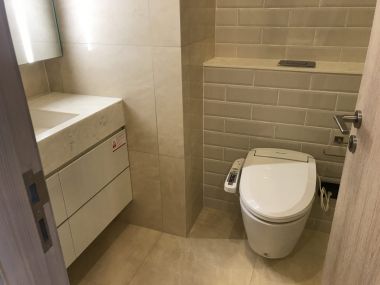 For Rent!! Wyndham Garden Bangkok Sukhumvit 42 Fully furnished size 42.54 sqm. (ฺBTS Eakkamai) / Auto Parking