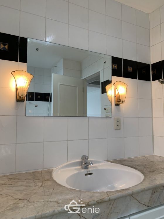 CONDO FOR RENT At The Waterford Park Sukhumvit 53 2 Bedrooms 3 Bathrooms 20,000THB/month Fully furnished