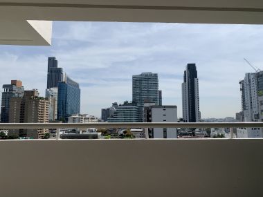 CONDO FOR RENT At The Waterford Park Sukhumvit 53  2  Bedrooms 3 Bathrooms 20,000THB/month Fully furnished