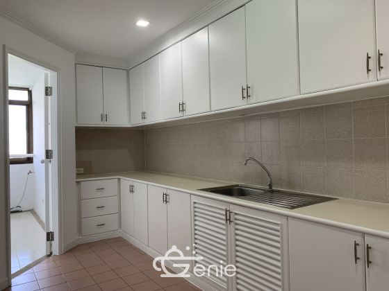 CONDO FOR RENT At The Waterford Park Sukhumvit 53 2 Bedrooms 3 Bathrooms 20,000THB/month Fully furnished